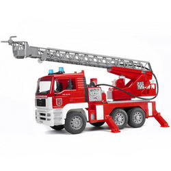 Пожарная машина MAN с лестницей и помпой, с модулем со световыми и звуковыми эффектами (масштаб 1:16), Bruder 02-771